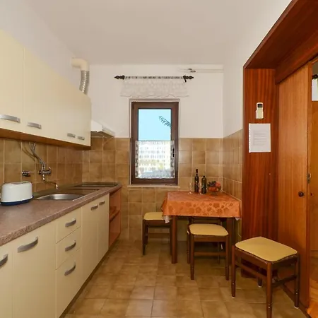 12176b Slatine